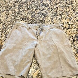 Men's Hang Ten Tan size 32 Shorts